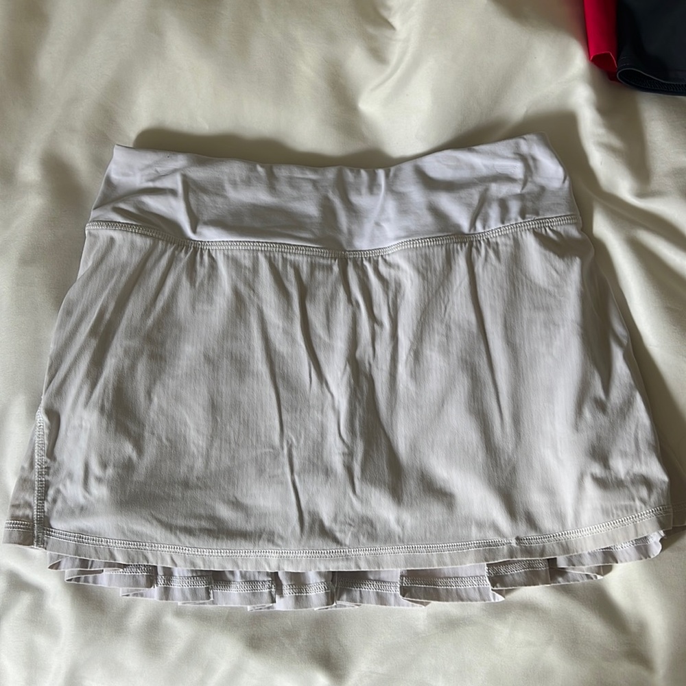 Lululemon Ruffle Skirt- Size 2